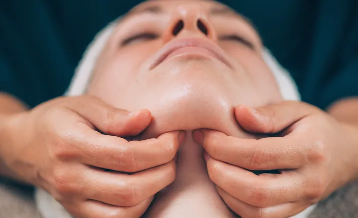 Miracle Face et drainage lymphatique Renata França